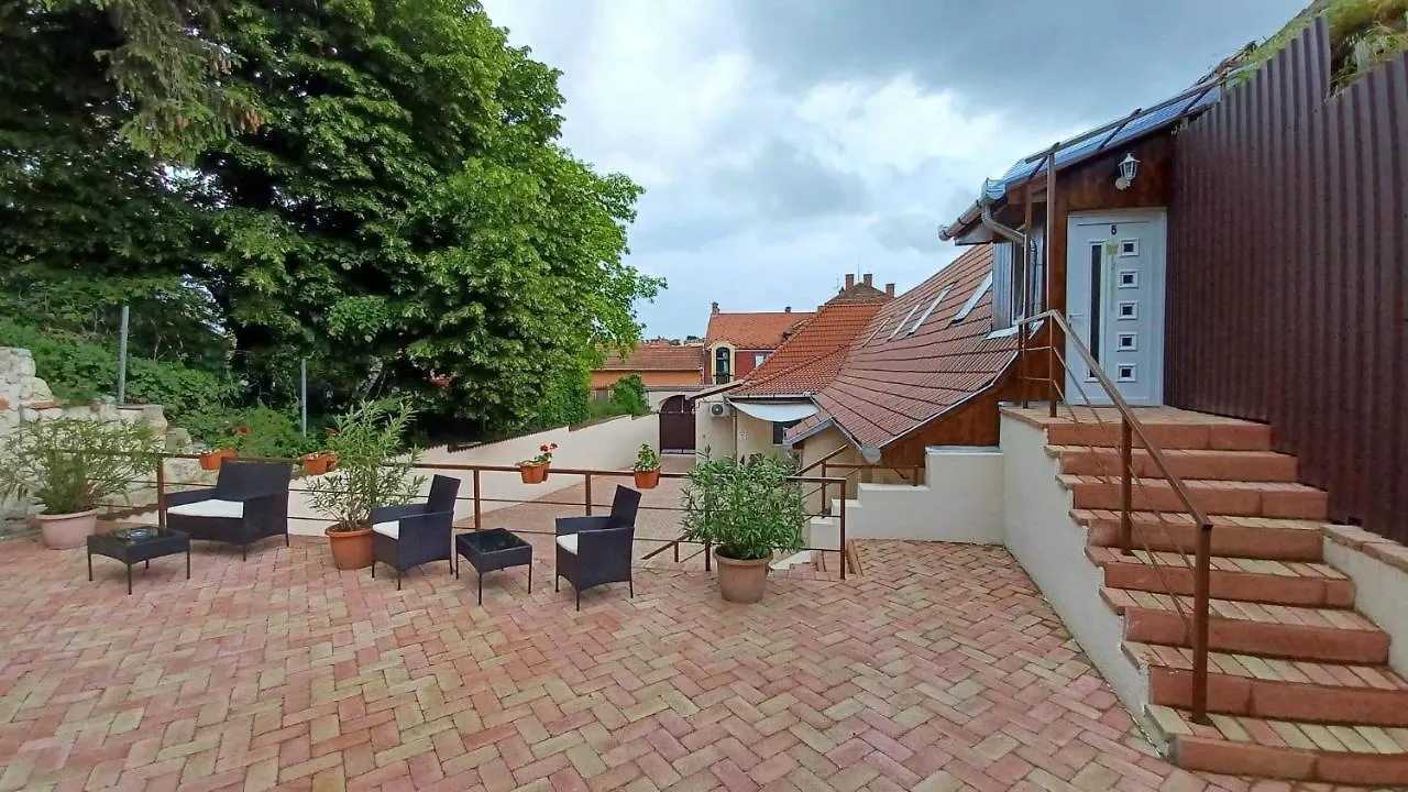 Milla Apartmanok Erlau Aparthotel